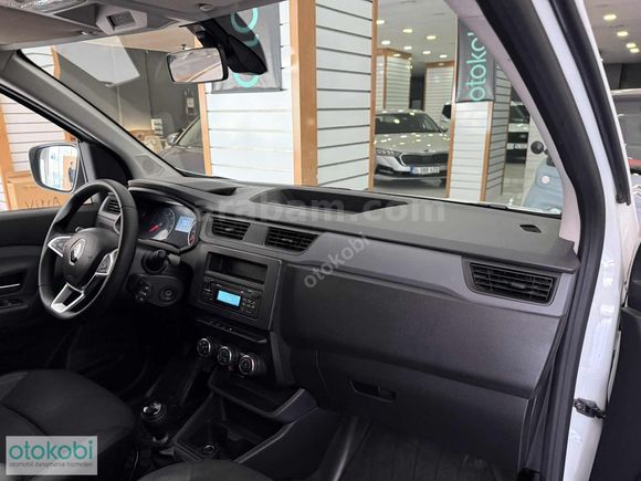 OTOKOBİ-2023 EXPRESS VAN 1.5DCi-KLİMA-HIZ SABİTLEYCİ