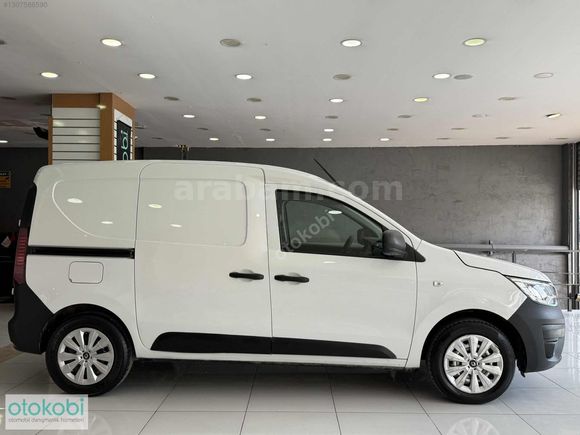 OTOKOBİ-2023 EXPRESS VAN 1.5DCi-KLİMA-HIZ SABİTLEYCİ