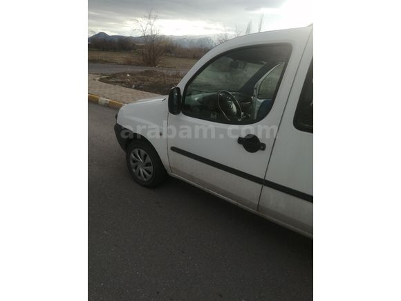 Sahibinden Fiat Doblo Combi 1.3 Multijet Active 2005 Model