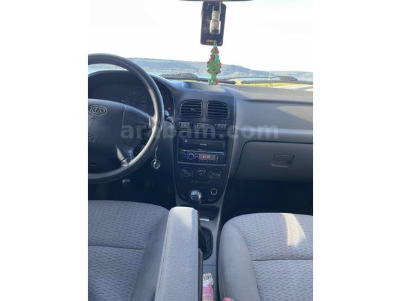 Sahibinden Kia Rio 1.5 Comfort 2003 Model 