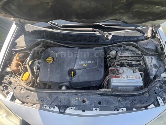 Sahibinden Renault Megane 1.5 dCi Expression 2007 Model  275.000 km Gri