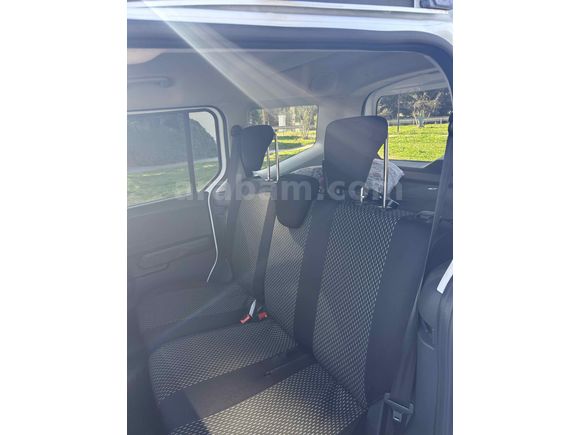 Sahibinden Ford Tourneo Courier 1.5 EcoBlue Titanium 2024 Model 