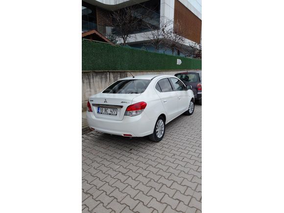 Sahibinden Mitsubishi Attrage 1.2 Intense 2014 Model