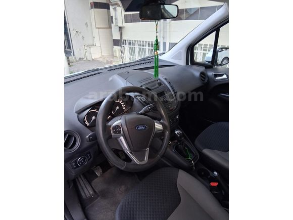 Sahibinden Ford Tourneo Courier 1.5 TDCi Delux 2020 Model İstanbul