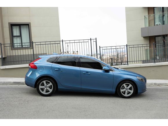 Sahibinden Volvo V40 1.6 D Premium 2014 Model 