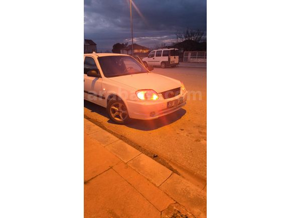 Sahibinden Hyundai Accent 1.5 CRDi Admire 2006 Model