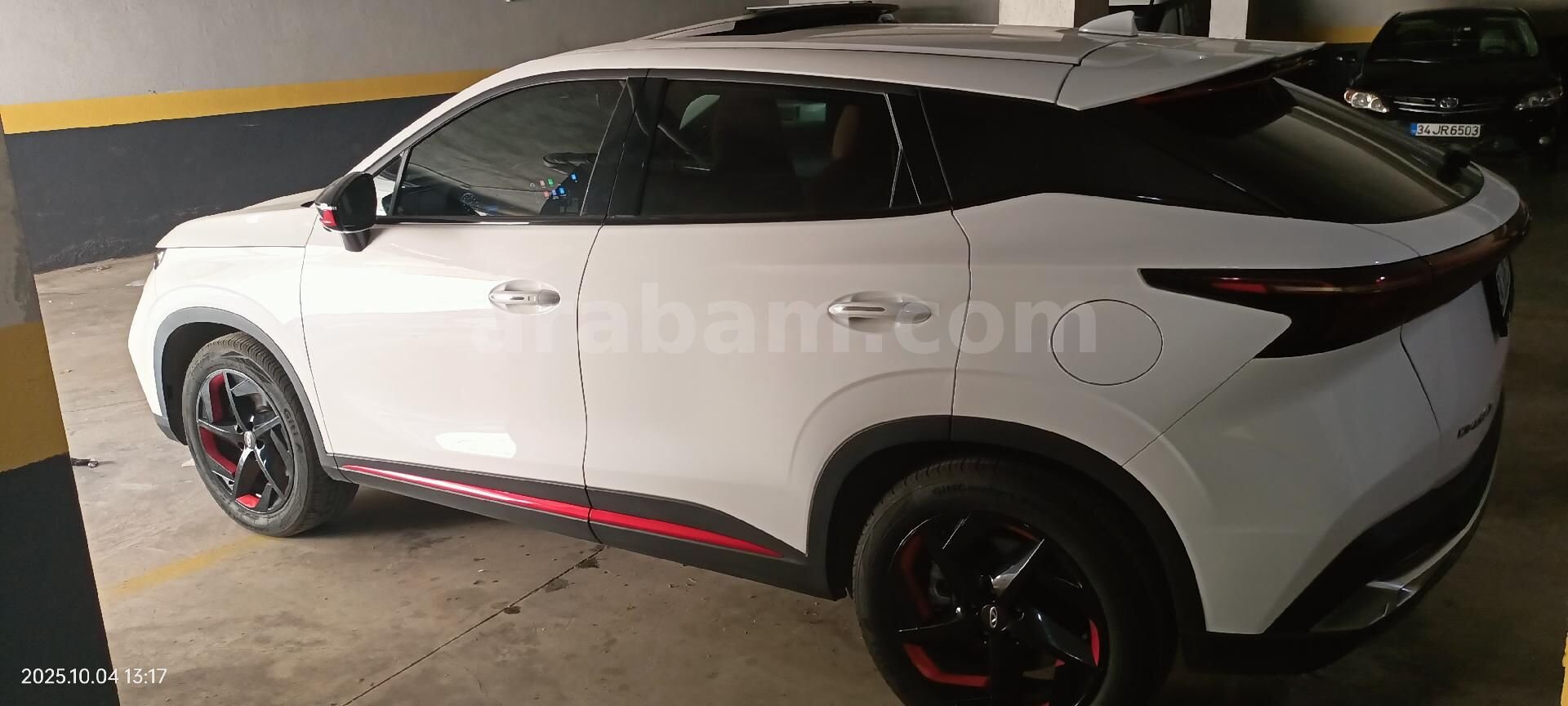 Sahibinden Chery Omoda 5 1.6 T-GDI Luxury 2023 Model İstanbul 25.000 km Beyaz 4