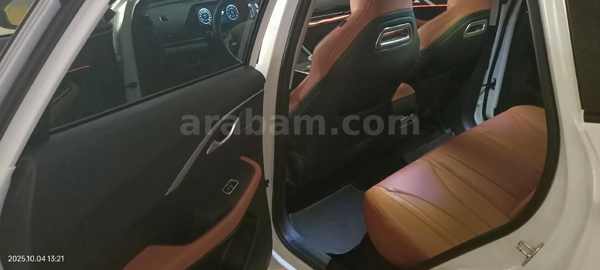 Sahibinden Chery Omoda 5 1.6 T-GDI Luxury 2023 Model İstanbul 25.000 km Beyaz 7