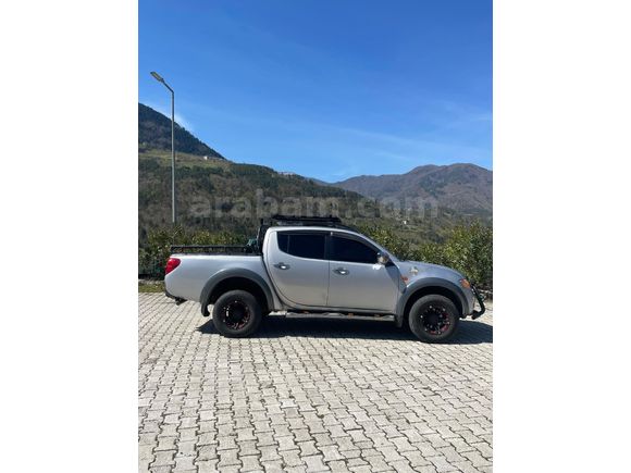 Sahibinden Mitsubishi L 200 4x4 Intense 2009 Model