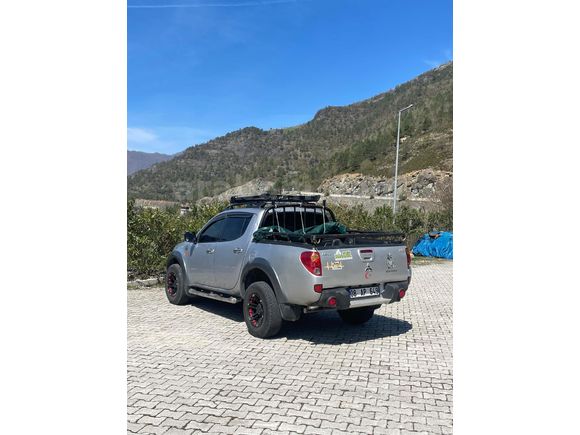 Sahibinden Mitsubishi L 200 4x4 Intense 2009 Model