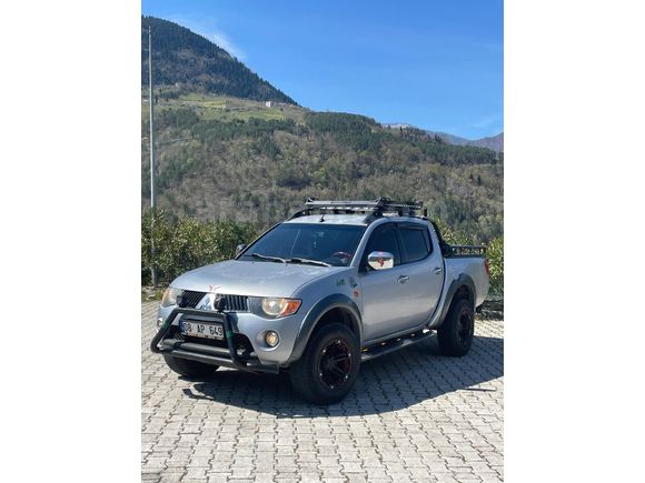 Sahibinden Mitsubishi L 200 4x4 Intense 2009 Model