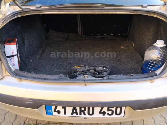 Sahibinden Renault Megane 2.0 RXT 1998 Model