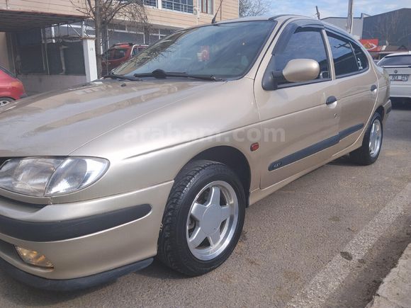 Sahibinden Renault Megane 2.0 RXT 1998 Model