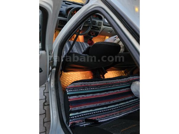 Sahibinden Renault Clio 1.4 2003 Model