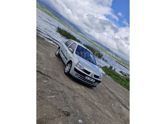 Sahibinden Renault Clio 1.4 2003 Model