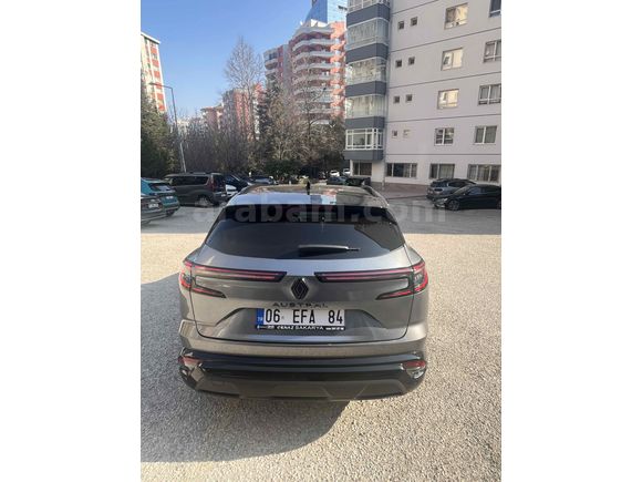 Sahibinden Renault Austral 1.3 Hybrid Techno Esprit Alpine 2025 Model 