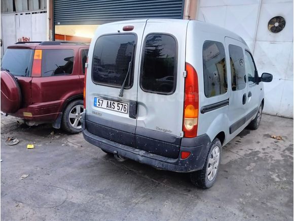 Sahibinden Renault Kangoo Multix 1.5 dCi Expression 2005 Model