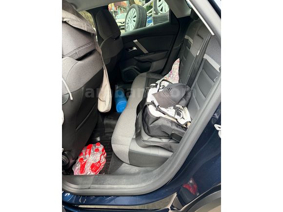 Sahibinden Citroen C4 X 1.2 PureTech Shine 2024 Model 