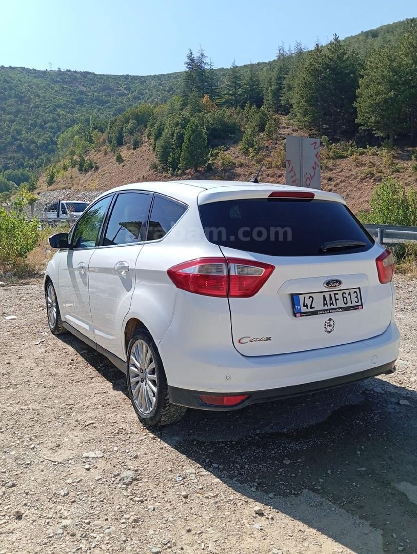 Sahibinden Ford C-Max 1.6 TDCi Titanium X 2012 Model Konya 187.500 km Beyaz 3