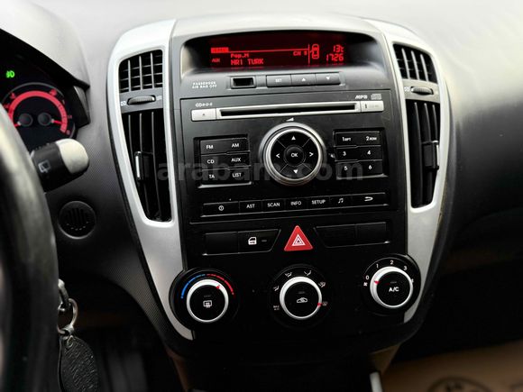 Sahibinden Kia Ceed 1.6 CRDi Cool 2011 Model 