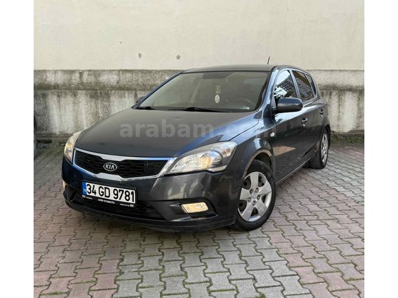 Sahibinden Kia Ceed 1.6 CRDi Cool 2011 Model 