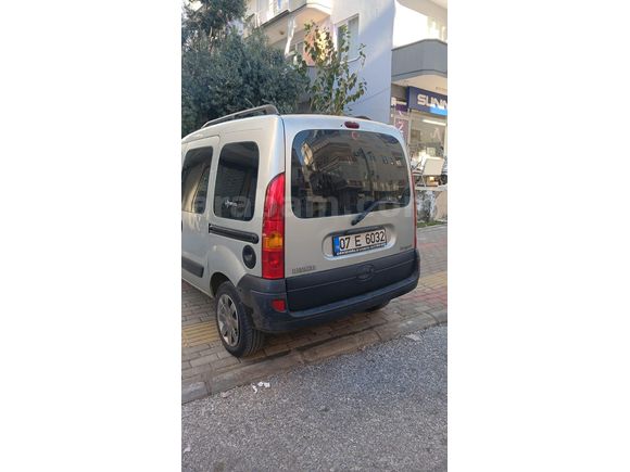 Sahibinden Renault Kangoo Multix 1.5 dCi Authentique 2004 Model