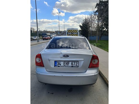 Sahibinden Ford Focus 1.6 Ghia 2006 Model İstanbul