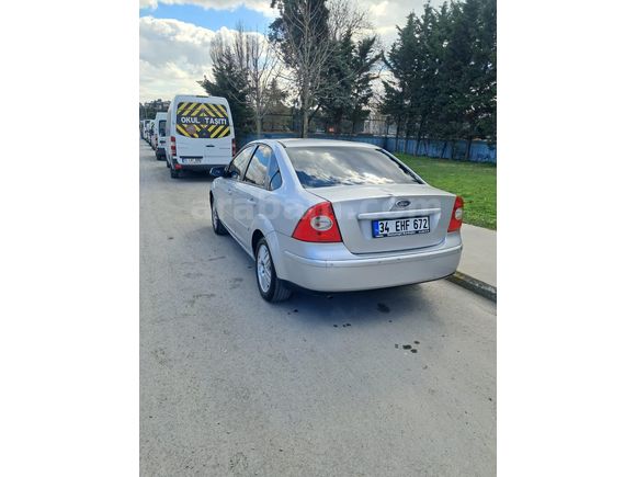 Sahibinden Ford Focus 1.6 Ghia 2006 Model İstanbul