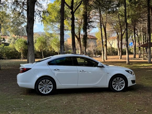 Sahibinden Opel Insignia 1.6 CDTI Cosmo 2015 Model 