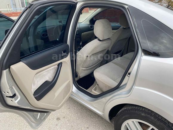Sahibinden Ford Focus 1.6 TDCi Ghia 2005 Model 