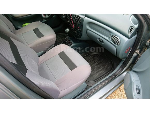 Sahibinden Renault Megane 1.9 DTi RTE 1998 Model