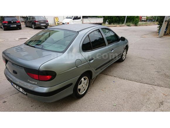 Sahibinden Renault Megane 1.9 DTi RTE 1998 Model