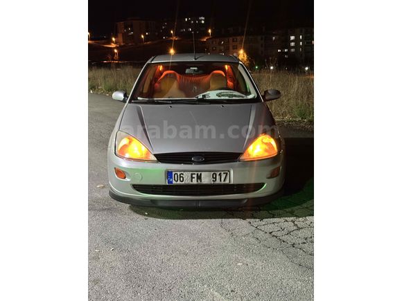 Sahibinden Ford Focus 1.6 Ghia 2001 Model 