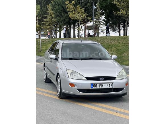 Sahibinden Ford Focus 1.6 Ghia 2001 Model 