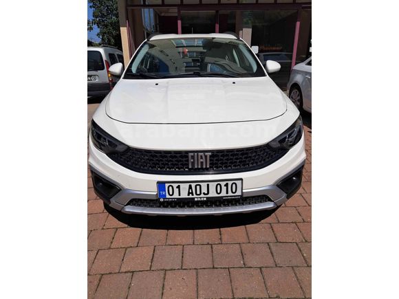HATASIZ BOYASIZ 2023 FİAT EGEA CROSS 1.4 URBAN SADECE 19600 KMDE 