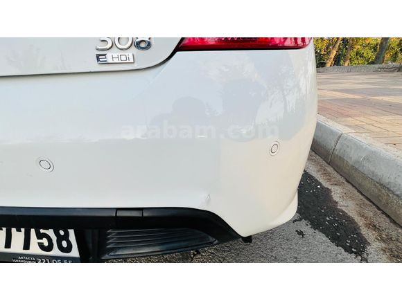 Sahibinden Peugeot 308 1.6 e-HDi Access 2012 Model  207.000 km Beyaz