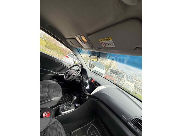 Sahibinden Hyundai Accent Blue 1.4 D-CVVT Mode Plus 2015 Model 