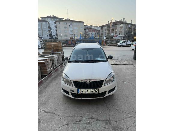 Sahibinden Skoda Roomster 1.2 2012 Model 