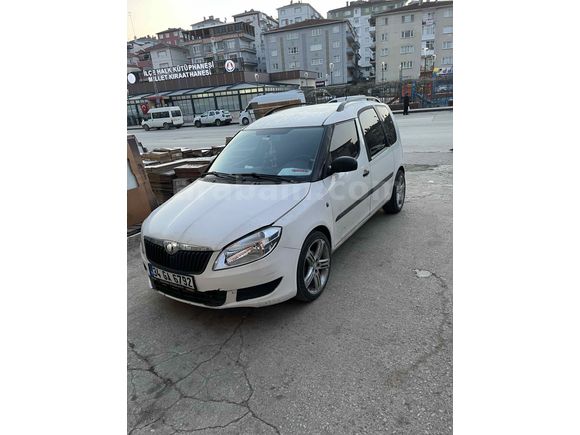 Sahibinden Skoda Roomster 1.2 2012 Model 