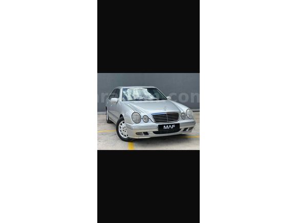 Sahibinden Mercedes - Benz E 200 Kompressor Elegance 2001 Model  427.000 km Gri (Gümüş)