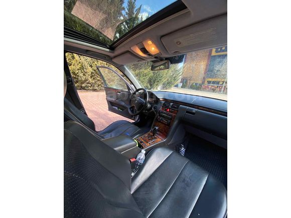 Sahibinden Mercedes - Benz E 200 Kompressor Elegance 2001 Model  427.000 km Gri (Gümüş)