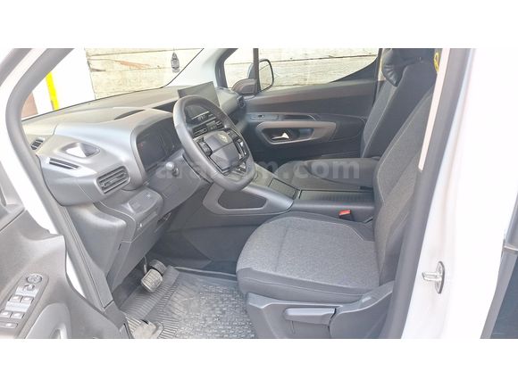 Sahibinden Opel Combo 1.5 D Ultimate 2025 Model Kocaeli