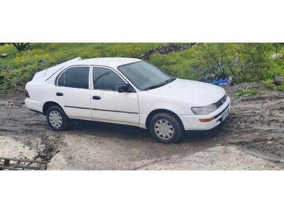 Sahibinden Toyota Corolla 1.3 LE 1993 Model
