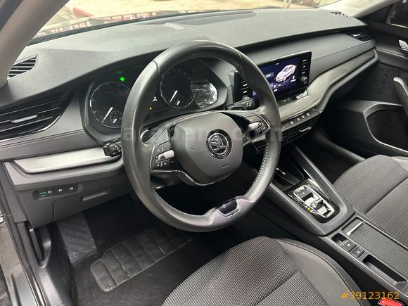 2024 otomatik 1.0E-TEC SERVİS BAKIMLI 67binde TEMİZ MASRAFSIZ