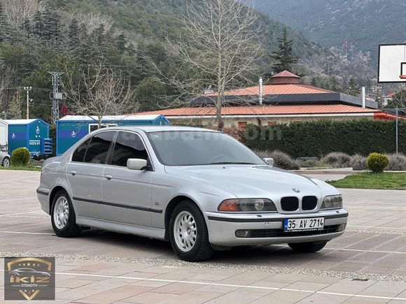 1998 520 iA DEĞİŞENSİZ MÜKKEMEL TEMİZLİKTE