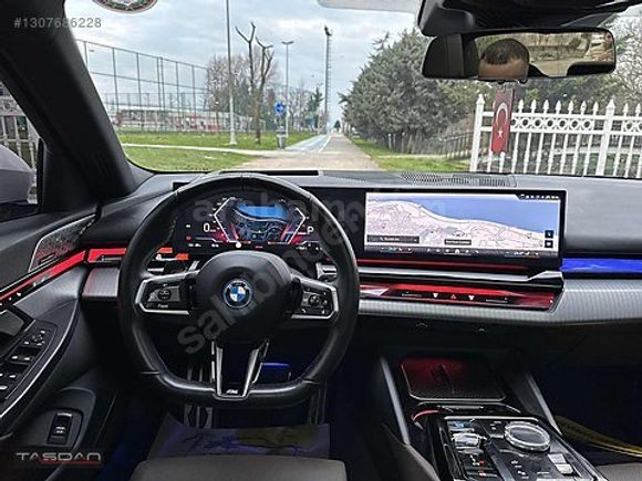TAŞDAN OTOMOTİV'DEN BMW i5 EDRİVE 40 M SPORT BOWERS ARKA AKS
