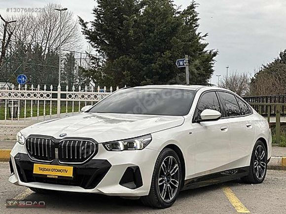 TAŞDAN OTOMOTİV'DEN BMW i5 EDRİVE 40 M SPORT BOWERS ARKA AKS