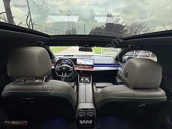 TAŞDAN OTOMOTİV'DEN BMW i5 EDRİVE 40 M SPORT BOWERS ARKA AKS