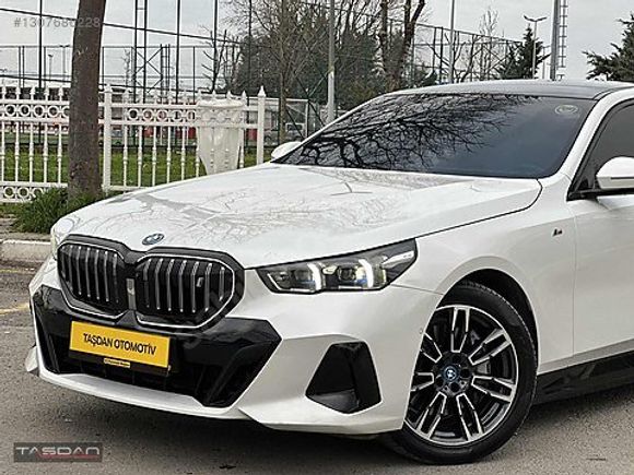 TAŞDAN OTOMOTİV'DEN BMW i5 EDRİVE 40 M SPORT BOWERS ARKA AKS