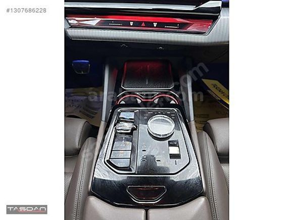 TAŞDAN OTOMOTİV'DEN BMW i5 EDRİVE 40 M SPORT BOWERS ARKA AKS